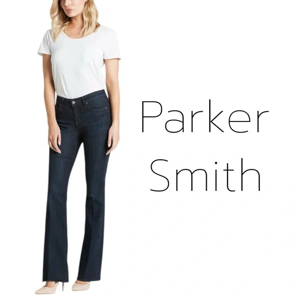 Parker Smith Becky Bootcut jeans in a classic dark wash Size 30 mid rise jeans - Picture 2 of 8